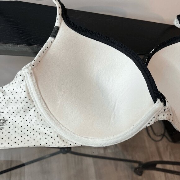Body By Victorias Secret Size 34D Polka Dot Lined Demi Bra Underwire Convertible - Picture 9 of 12